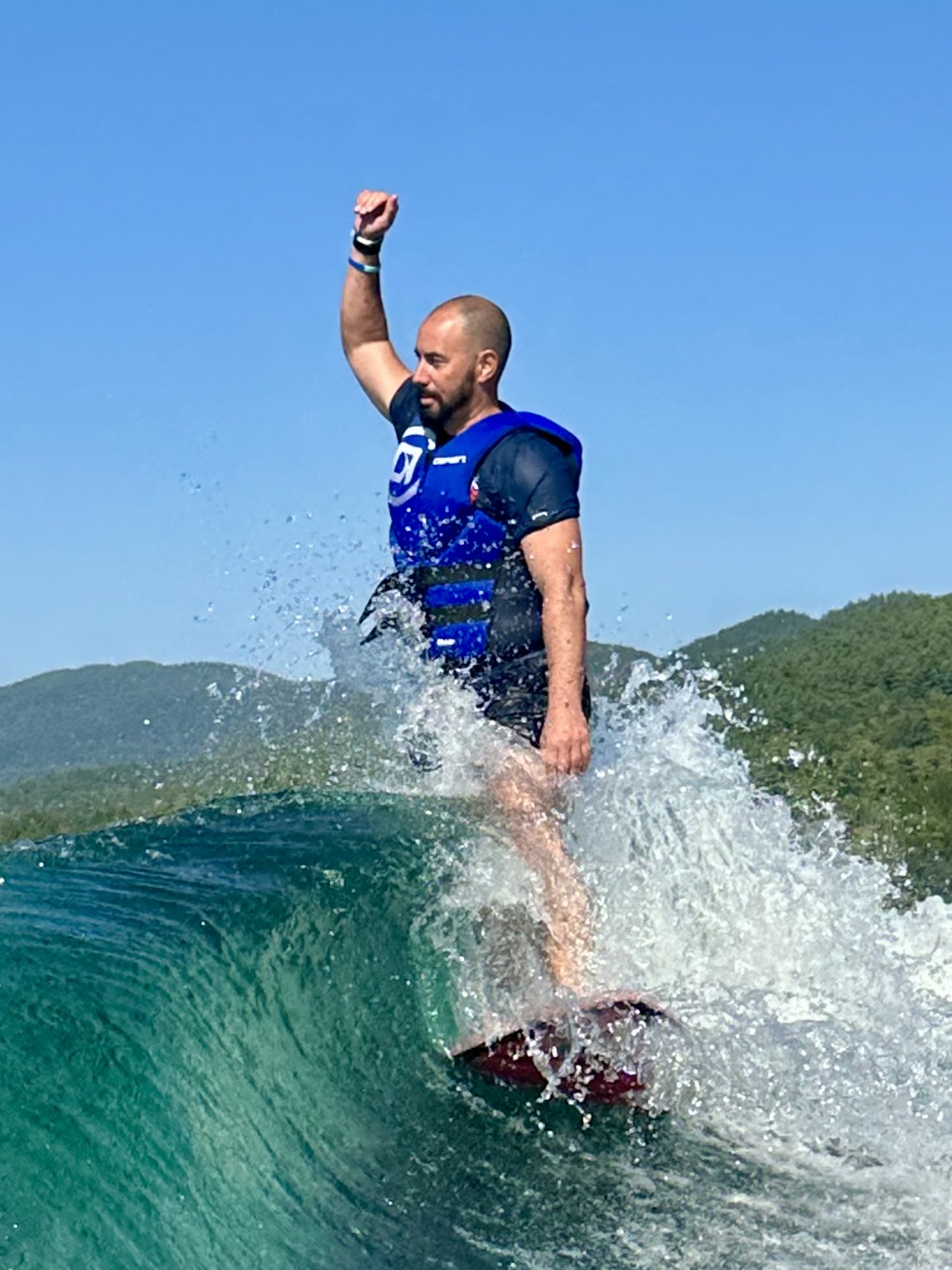 CRU: Wake Surfing